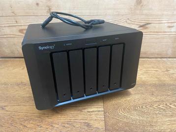 Synology DX513 Expansion Unit 5 bays + evt. hdd beschikbaar voor biedingen