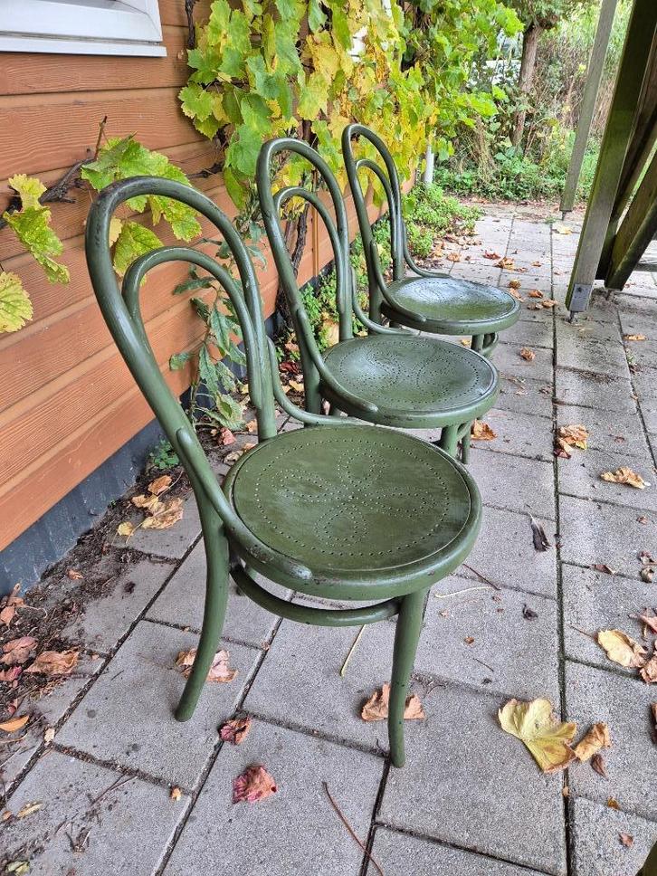 Originele Thonet bistro stoelen, nr 18, Huis en Inrichting, Stoelen, Gebruikt, Drie, Hout, Overige kleuren, Ophalen