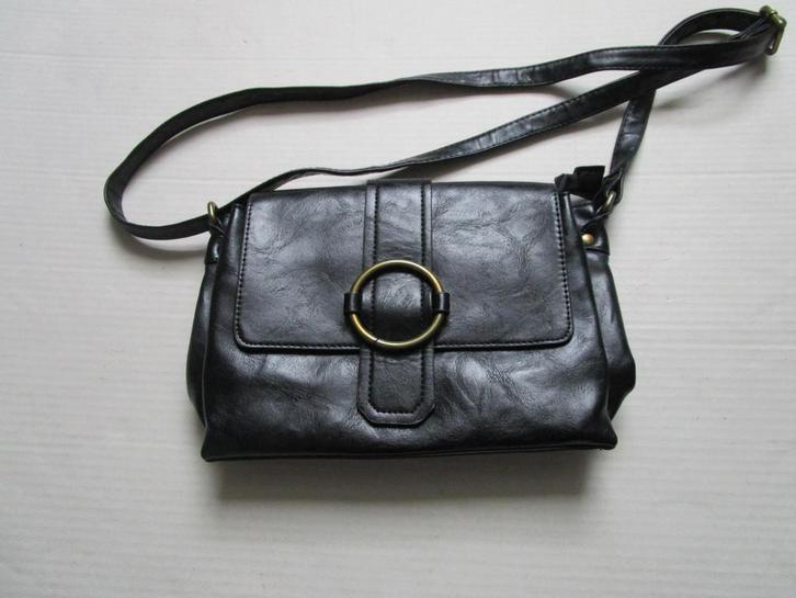 Schoudertasje Mandoline zwart, Sieraden, Tassen en Uiterlijk, Tassen | Damestassen, Zo goed als nieuw, Schoudertasje, Zwart, Ophalen of Verzenden