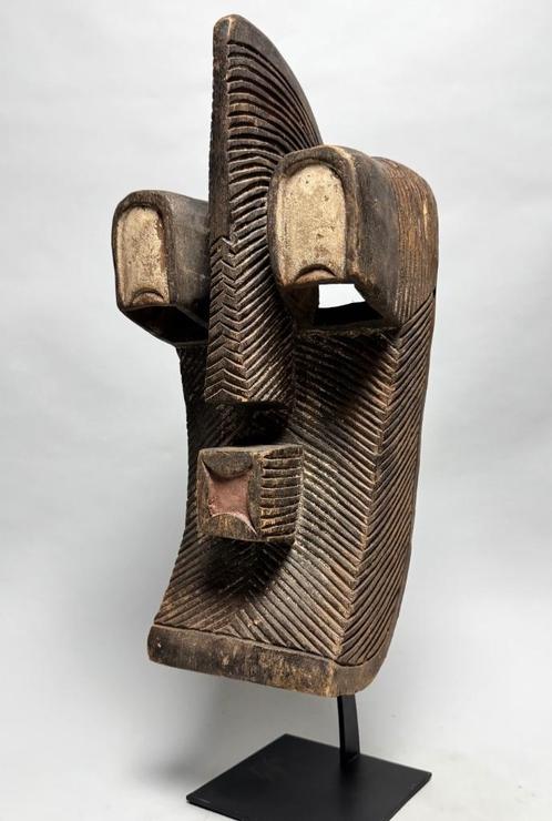 Groot oorlogsmasker – Kifwebe – DR Congo, Antiek en Kunst, Kunst | Niet-Westerse kunst, Ophalen of Verzenden