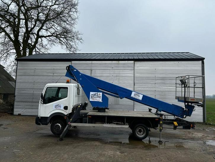Te Huur auto hoogwerker 20 meter, Doe-het-zelf en Verbouw, Steigers, Ophalen of Verzenden