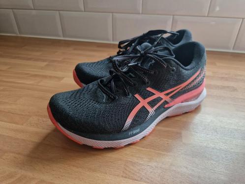 Asics Gel Cumulus 24 (maat 38), Sport en Fitness, Loopsport en Atletiek, Zo goed als nieuw, Hardloopschoenen, Asics, Ophalen of Verzenden