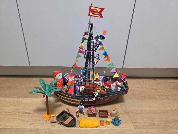 Playmobil stoomboot pakjesboot Sinterklaas en zwarte piet, Kinderen en Baby's, Speelgoed | Playmobil, Zo goed als nieuw, Ophalen of Verzenden