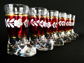 6 Borrelglaasjes laarzen laars witte bloemen vintage glazen beschikbaar voor biedingen