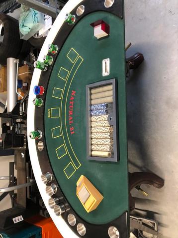 Professionele black jack / blackjack / poker / casino tafel beschikbaar voor biedingen
