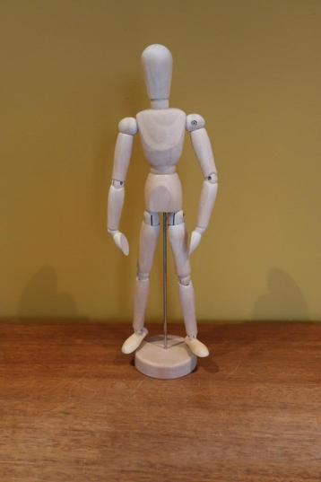 houten tekenpop model beschikbaar voor biedingen