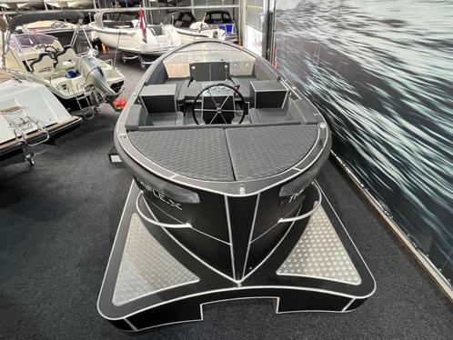 Triple X800 + 140pk Suzuki, Watersport en Boten, Sloepen, Nieuw, 6 meter of meer, Buitenboordmotor, Benzine, Aluminium