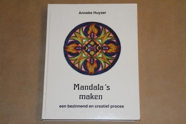 Mandala's maken - Bezinnend creatief proces, Boeken, Hobby en Vrije tijd, Gelezen, Ophalen of Verzenden