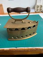 Messing Kolenstrijkijzer., Ophalen of Verzenden, Zo goed als nieuw