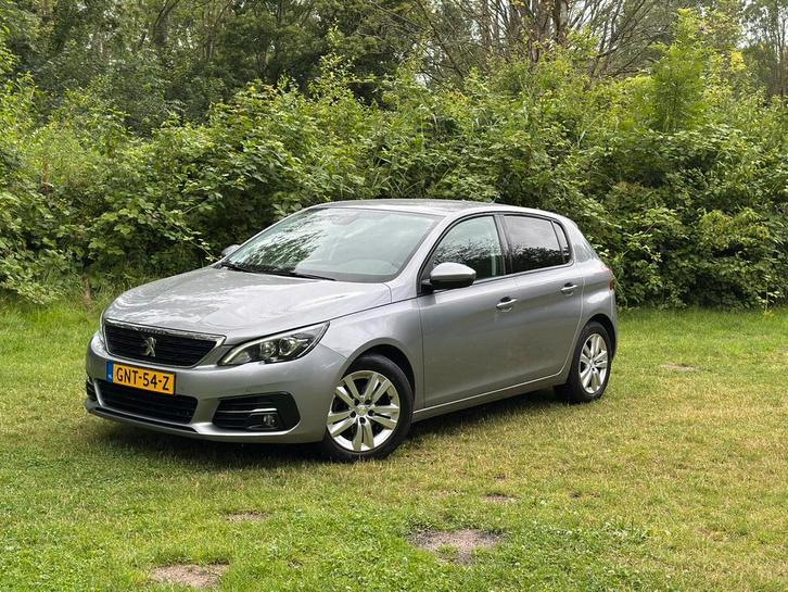 Peugeot 308 1.2 Puretech 130pk S&S 2019 Grijs, Auto's, Peugeot, Bedrijf, Benzine, Hatchback, Handgeschakeld, Geïmporteerd, Zilver of Grijs