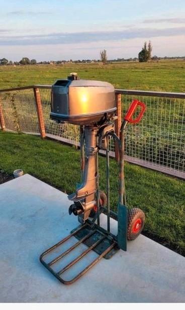 Motor moter marinier 2 takt 2takt 4pk 4 pk, Watersport en Boten, Bootonderdelen, Gebruikt, Motor en Techniek, Motorboot, Ophalen