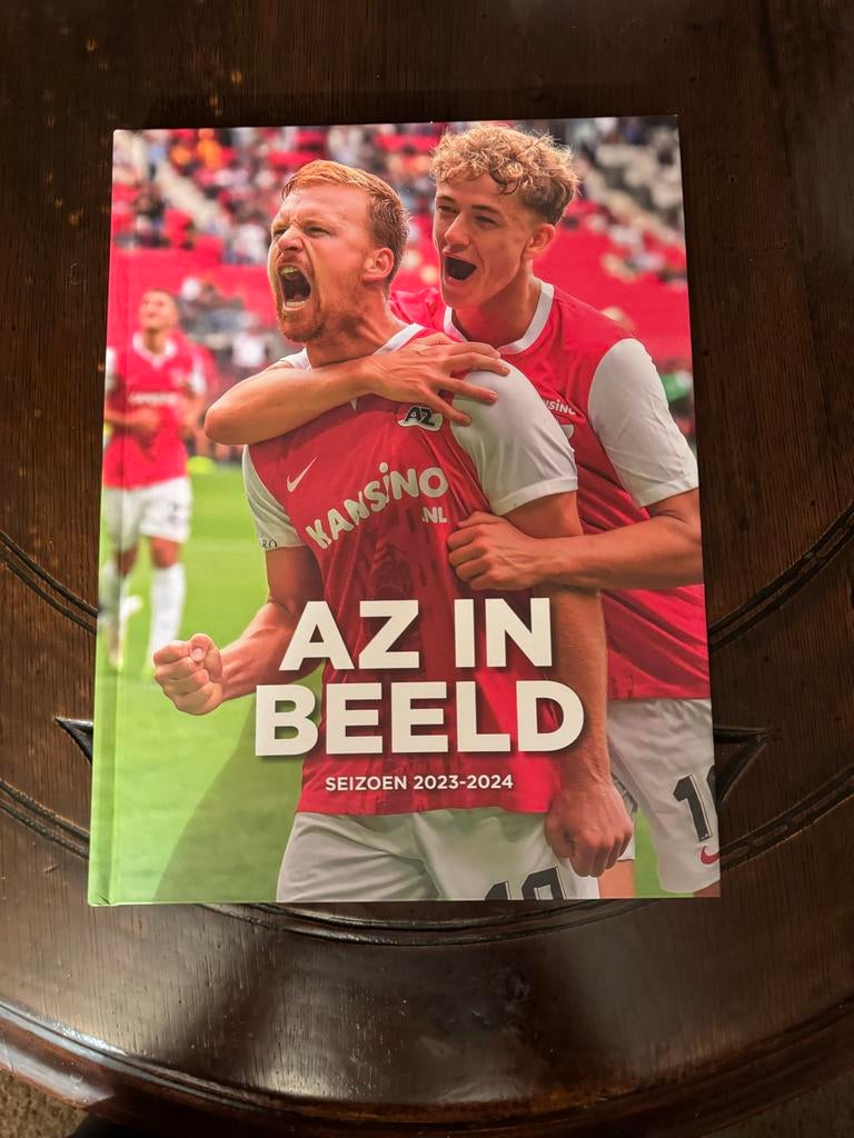 AZ in Beeld Seizoen 2023-2024, Ophalen of Verzenden, Nieuw, Balsport