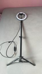 TikTok lamp!, Ophalen, Zwart, Rond, Zo goed als nieuw