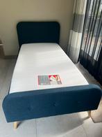 Single bed eenpersoons 100x200m blauw stoffen ombouw, Huis en Inrichting, Slaapkamer | Bedden, Ophalen, Eenpersoons, Blauw, Zo goed als nieuw