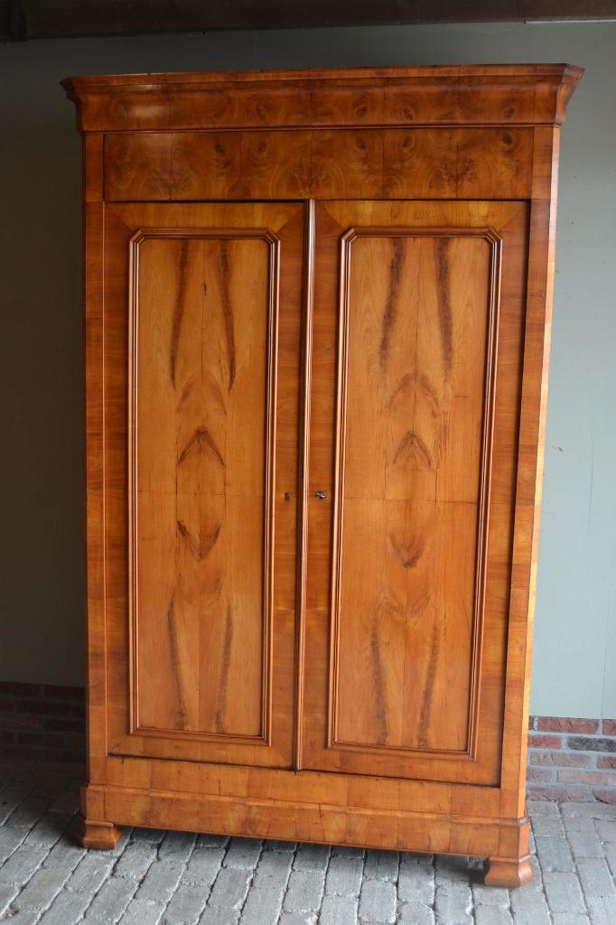 Prachtige strakke antieke kersen houten Louis Philippe kast., Antiek en Kunst, Antiek | Meubels | Kasten, Verzenden