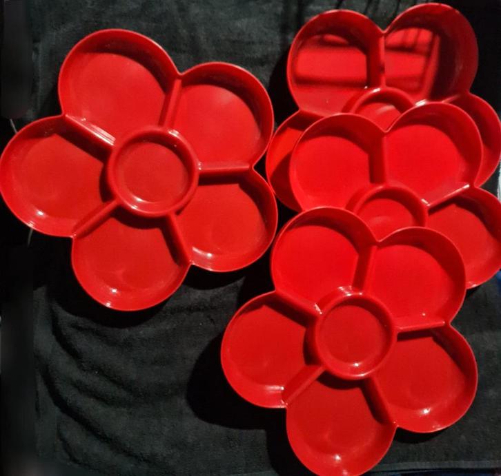 4 Rode Tapas/ Snack Bloem Schalen Top Tijdens de Feestdagen!, Huis en Inrichting, Keuken | Keukenbenodigdheden, Nieuw, Ophalen of Verzenden
