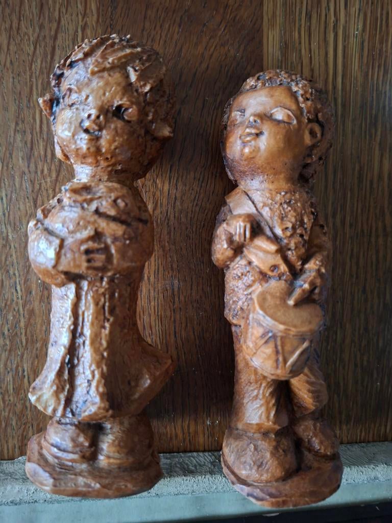 2 Gira Beeldjes Houtlook, Verzamelen, Ophalen of Verzenden, Gebruikt, Mens