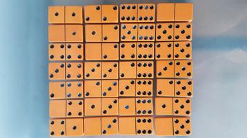 Bakelieten domino spel. Compleet. Zie de foto's beschikbaar voor biedingen