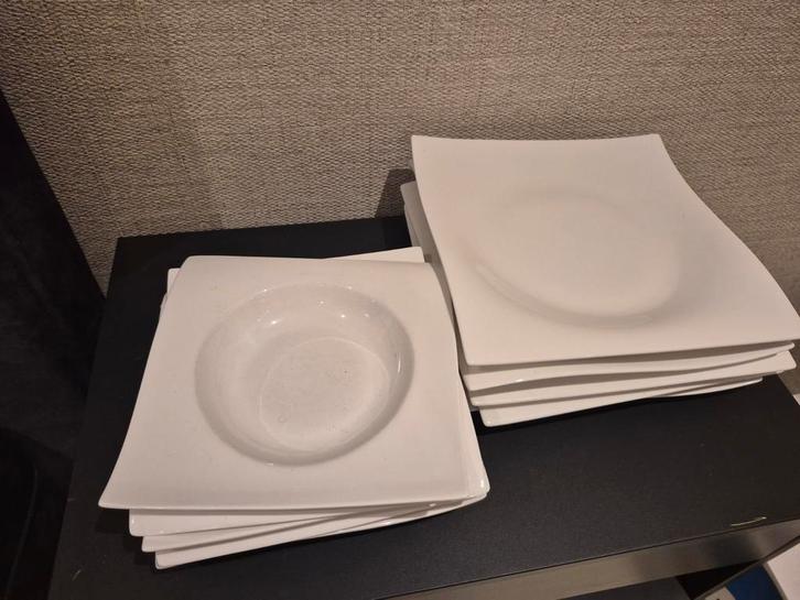 Borden Set - Soepborden/Dinerborden Maxwell Williams, Huis en Inrichting, Keuken | Servies, Gebruikt, Bord(en), Effen, Keramiek