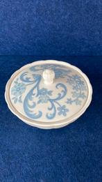 Wedgwood blue tapestry dekseldoos, Ophalen of Verzenden