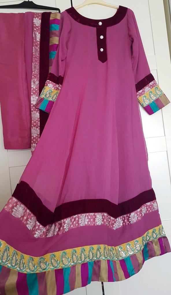 Bollywood Indiase Marokkaanse Jurk 3-delig Feestpak, Kleding | Dames, Jurken, Zo goed als nieuw, Maat 38/40 (M), Roze, Onder de knie