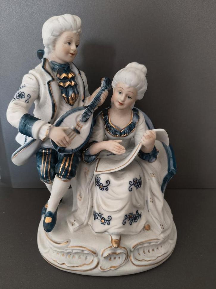 Antiek Porseleinen Beeldje Muziekscène, Antiek en Kunst, Antiek | Keramiek en Aardewerk, Ophalen of Verzenden