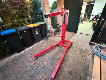 Werkplaatskrik 1T MW tools beschikbaar voor biedingen