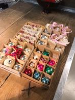 4 doosjes met kerstballen vintage retro, Ophalen, Zo goed als nieuw, X, X