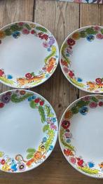 4 Borden Blond met (kleine) beschadiging, Antiek en Kunst, Antiek | Servies compleet, Ophalen