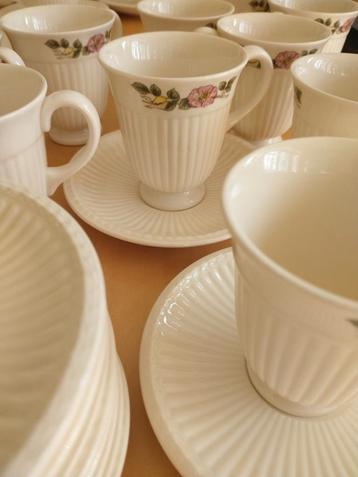 Briar rose Wedgwood 6 koffiekopjes met schoteltje. beschikbaar voor biedingen