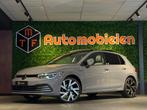 Volkswagen GOLF Volkswagen Golf 1.5 eTSI 150 PK |PANO|MATRIX, Stof, 4 cilinders, Parkeercamera, Bedrijf