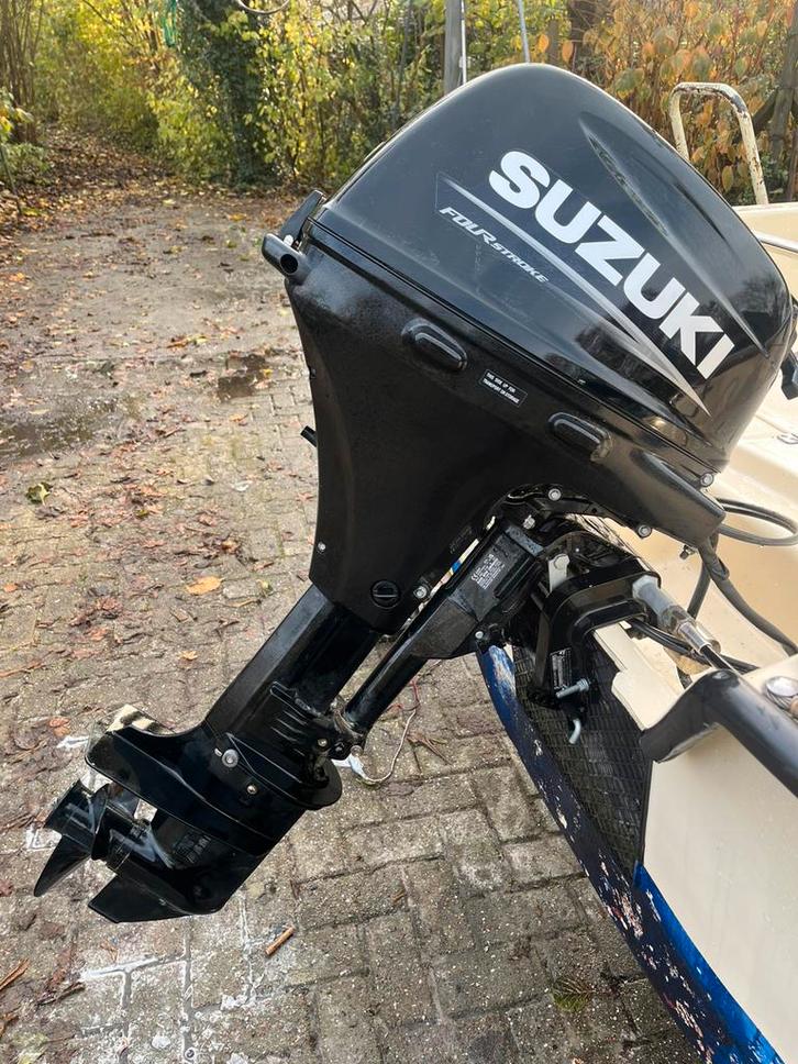 Suzuki 9.9 4 takt injectie motor bj 2022., Watersport en Boten, Buiten- en Binnenboordmotoren, Zo goed als nieuw, Benzine, Buitenboordmotor