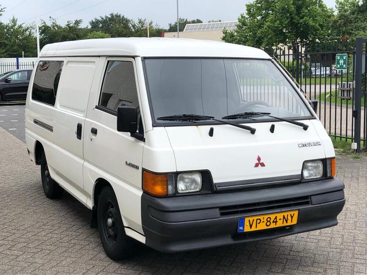 *UNIEK* Mitsubishi L300 benzine | lage km NAP | buscamper, Caravans en Kamperen, Campers, Particulier, tot en met 2, Buscamper of Camperbus