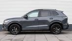 Volkswagen Tiguan 1.5 eHybrid R-Line Edition | Massage | Pan, 4 cilinders, Hybride Elektrisch/Benzine, SUV of Terreinwagen, Te koop