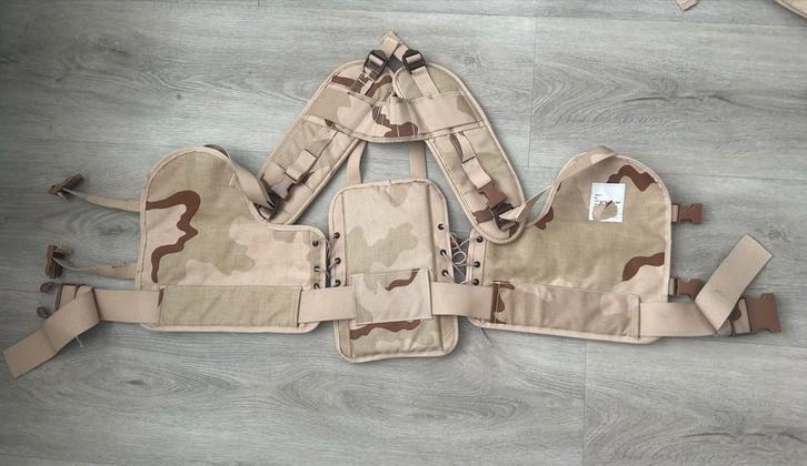 Tactisch vest Desert Storm camouflage, Verzamelen, Militaria | Algemeen, Overige soorten, Kleding of Schoenen, Overige gebieden
