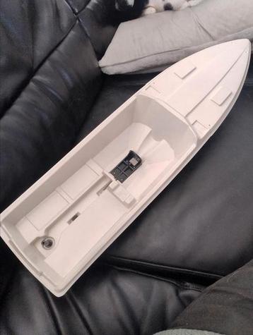👉 Kunststof boot 70 cm om af te bouwen beschikbaar voor biedingen