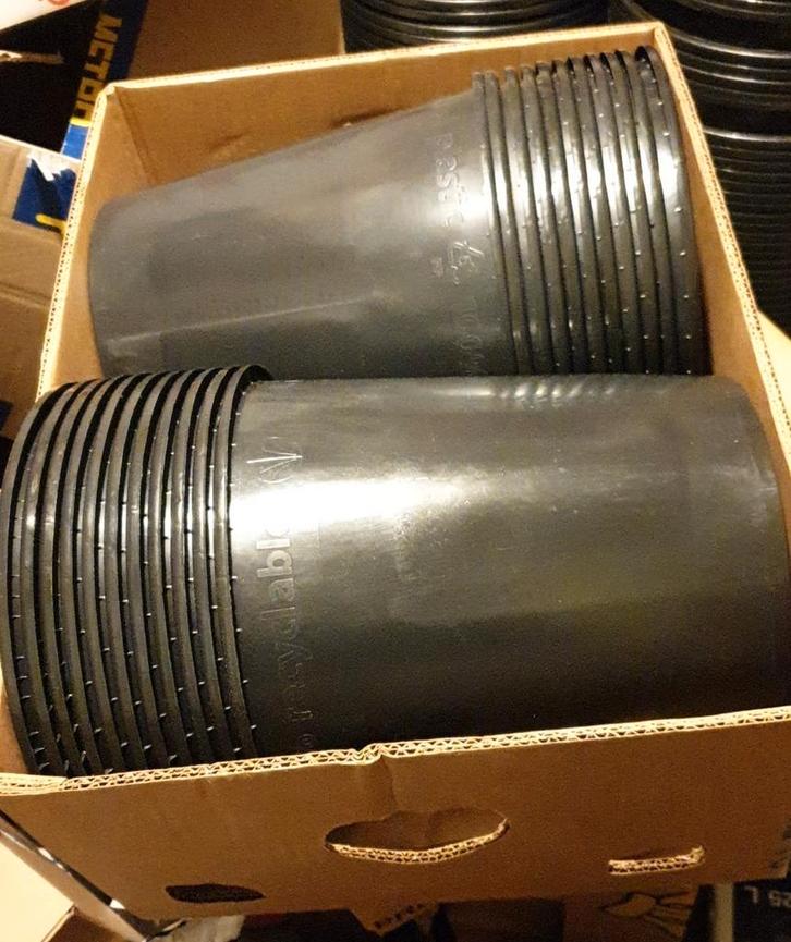 Kweek potten / plantenbakken van 9 of 10 liter, Tuin en Terras, Bloempotten, Nieuw, Kunststof, Binnen, Balkon, Tuin, Minder dan 40 cm