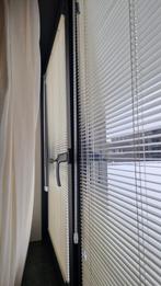Witte jaloezieën voor raam, Huis en Inrichting, Zo goed als nieuw, Modern, Wit, 100 tot 150 cm