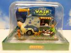 lemax Wally's pet wash wagon kerstdorp poppetjes honden, Diversen, Kerst, Ophalen of Verzenden, Zo goed als nieuw