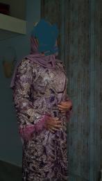 Schitterende jurk.  Koerdisch, Kleding | Dames, Gelegenheidskleding, Maat 38/40 (M), Overige typen, Paars, Ophalen of Verzenden