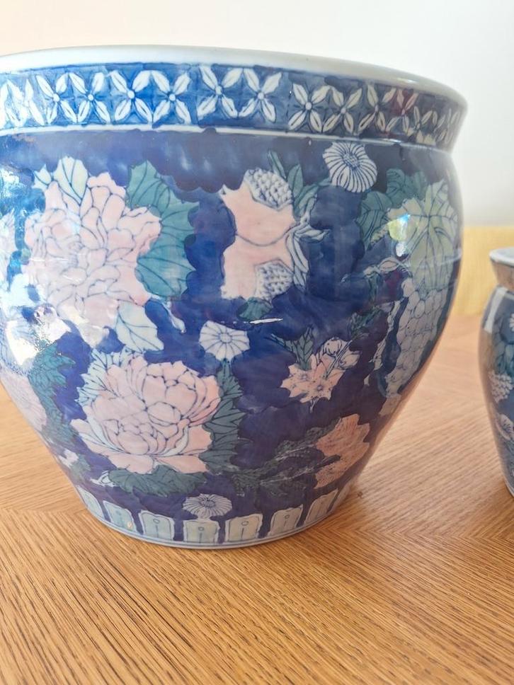 Mooie chinese bloempotten dia 24 cm en 15 cm, Antiek en Kunst, Antiek | Porselein, Ophalen