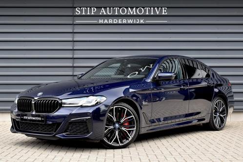 BMW 5 Serie 545e xDrive 394pk M Sport Plus | Laserlight | 20, Auto's, BMW, Bedrijf, Te koop, 5-Serie, 360° camera, 4x4, ABS, Achteruitrijcamera