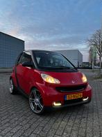 Smart ForTwo AIRCO! 1.0 45KW Coupe MHD AUT 2010 rood, Auto's, Smart, Automaat, Achterwielaandrijving, Zwart, 18 €/maand
