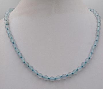 echte AQUAMARIJN ketting 46 cm., facet geslepen kralen 6 mm. beschikbaar voor biedingen