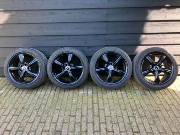 Mercedes breedset nieuwstaat beschikbaar voor biedingen