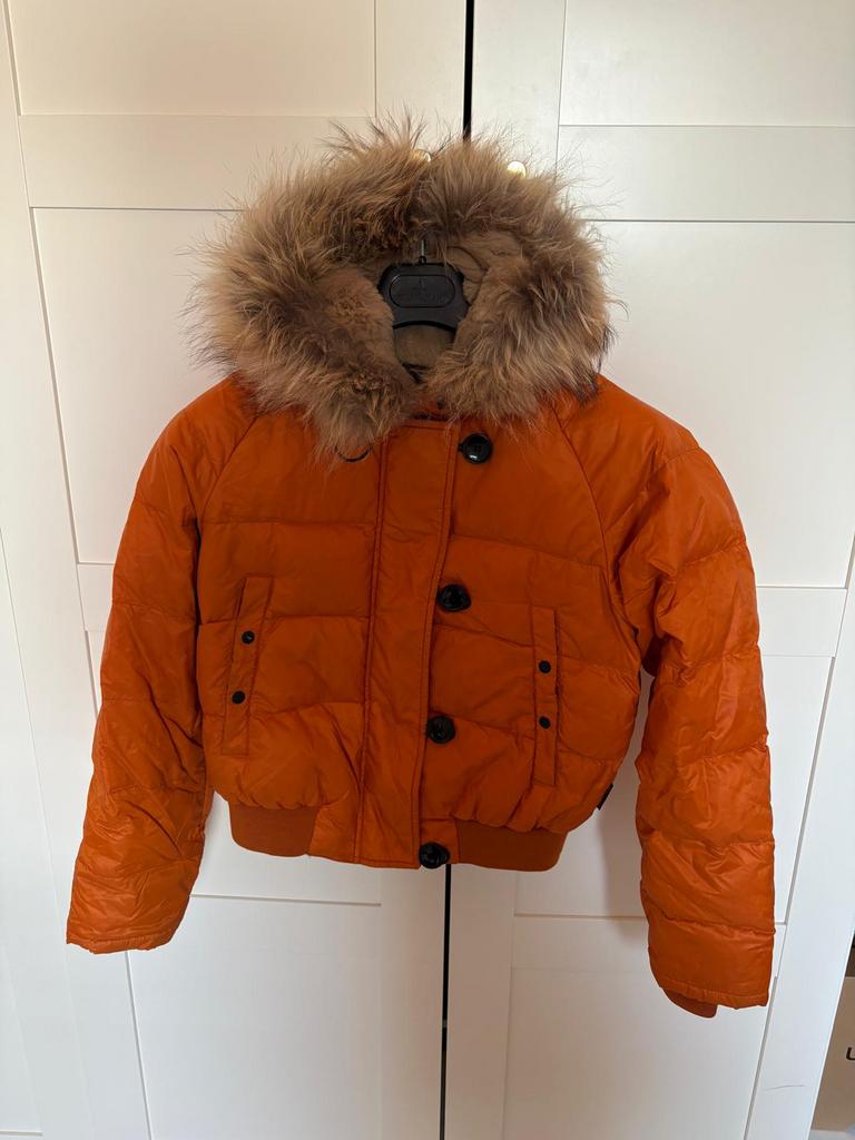 Moncler winterjas, Ophalen of Verzenden, Zo goed als nieuw