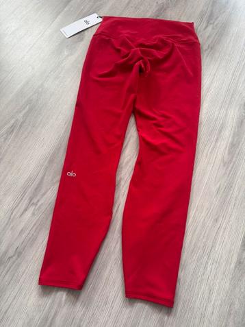 Alo Yoga Alosoft high waist 7/8 legging maat M Rood beschikbaar voor biedingen