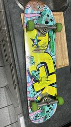 DGK pro skateboard, Sport en Fitness, Skateboarden, Ophalen of Verzenden, Zo goed als nieuw, Skateboard