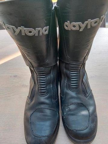 Motorlaarzen daytona maat 46 . zijn goed gebruikt. beschikbaar voor biedingen