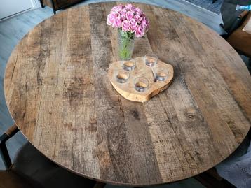 Ronde lamilux eettafel met metalen onderstel beschikbaar voor biedingen